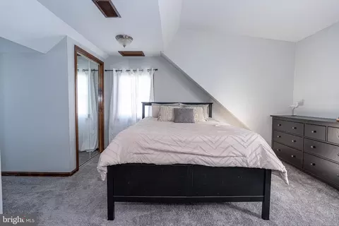 Bedroom - 3502 Loganview Dr, Dundalk, MD 21222 photo 2 of 3