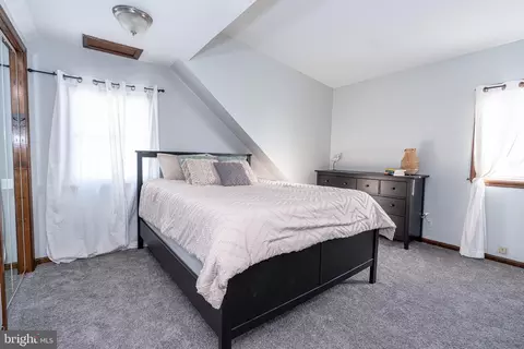 Bedroom - 3502 Loganview Dr, Dundalk, MD 21222 photo 3 of 3