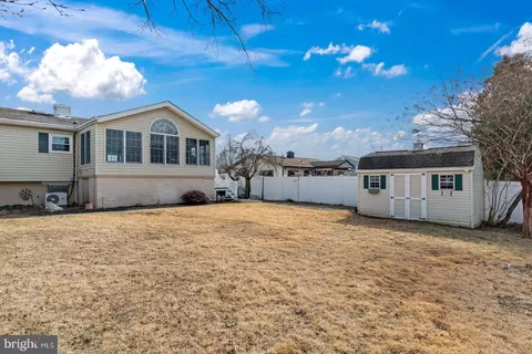 Exterior - 516 Nollmeyer Rd, Middle River, MD 21220 photo 6 of 9