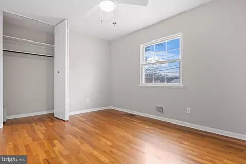 Bedroom - 516 Nollmeyer Rd, Middle River, MD 21220 photo 2 of 11