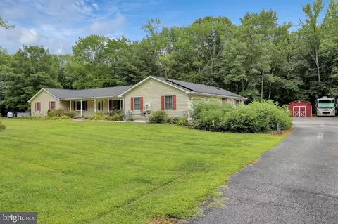 2205 Holly Neck Rd, Essex, MD 21221