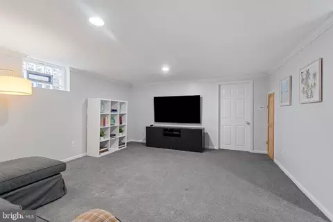 330 Dumbarton Rd, Baltimore, MD 21212 photo 12