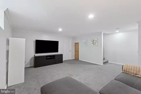 330 Dumbarton Rd, Baltimore, MD 21212 photo 13