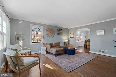 330 Dumbarton Rd, Baltimore, MD 21212 photo 3