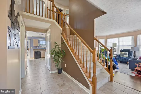 Entry Way - 1 Dovefield Rd, Perry Hall, MD 21128 photo 1 of 2