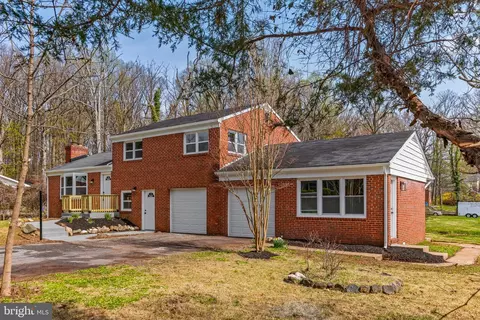 4001 Essex Rd, Pikesville, MD 21207