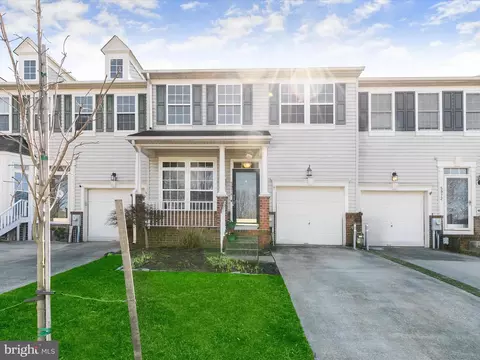 5974 Ivy League Dr, Catonsville, MD 21228