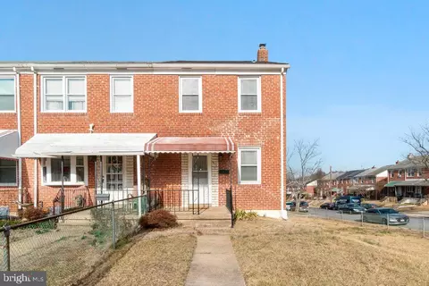 570 Chalcot Sq, Essex, MD 21221