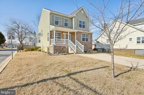 Exterior - 3200 Grace Rd, Sparrows Point, MD 21219 photo 5 of 19