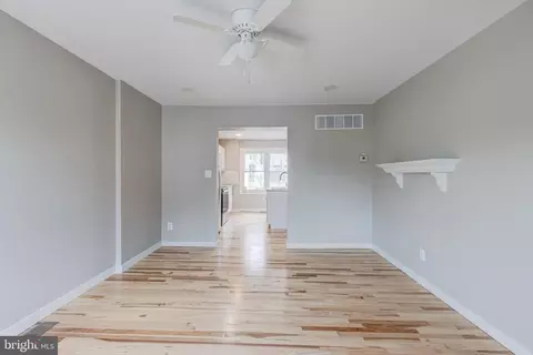 Living - 26 Colleton Ct, Nottingham, MD 21236 photo 4 of 4