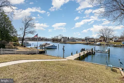 332 Miles, Essex, MD 21221