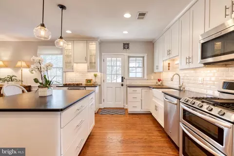 45 Dunkirk Rd, Baltimore, MD 21212 photo 23