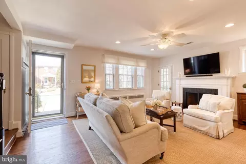 45 Dunkirk Rd, Baltimore, MD 21212 photo 7