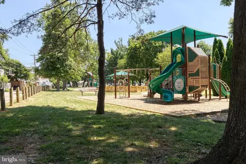 45 Dunkirk Rd, Baltimore, MD 21212 photo 45