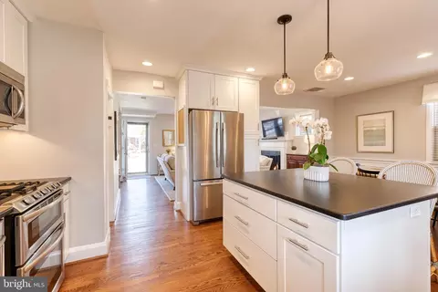 45 Dunkirk Rd, Baltimore, MD 21212 photo 25