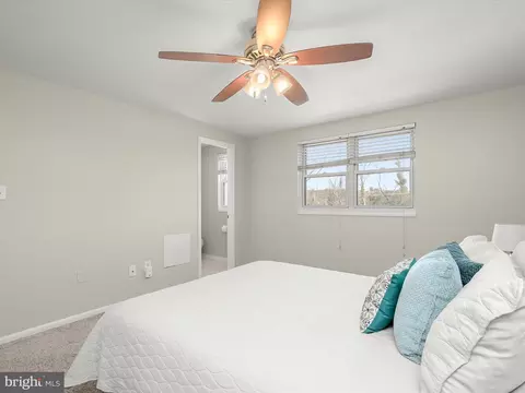948 Regina Dr, Halethorpe, MD 21227 photo 21