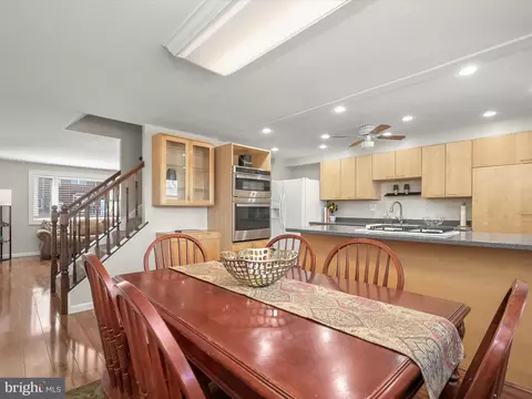 948 Regina Dr, Halethorpe, MD 21227 photo 12