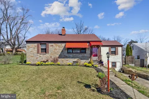 Exterior - 1002 Saint Albans Rd, Baltimore, MD 21239 photo 2 of 7
