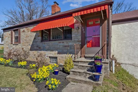 1002 Saint Albans Rd, Baltimore, MD 21239