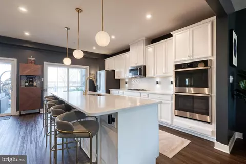 3070 Shaws Rd, Baltimore, MD 21219 photo 9