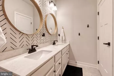 3070 Shaws Rd, Baltimore, MD 21219 photo 30