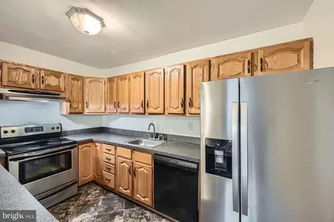 Kitchen - 3908 Link Ave, Nottingham, MD 21236 photo 1 of 1