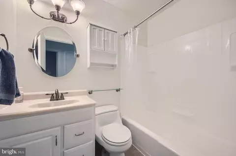 Bath - 3908 Link Ave, Nottingham, MD 21236 photo 1 of 2