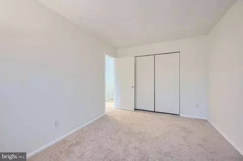 Bedroom - 3908 Link Ave, Nottingham, MD 21236 photo 5 of 7