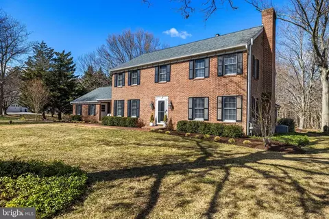 13020 Heil Manor Dr, Reisterstown, MD 21136