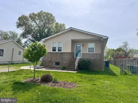 7341 Waldman Ave, Sparrows Point, MD 21219