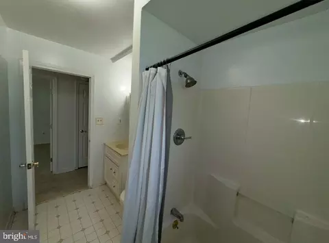 Entry Way - 7341 Waldman Ave, Sparrows Point, MD 21219 photo 1 of 1