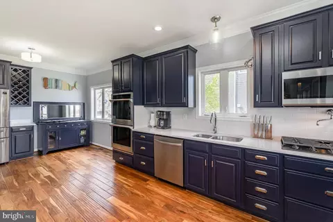Kitchen - 9110 Chesapeake Ave, Sparrows Point, MD 21219 photo 3 of 12