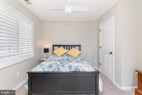 Bedroom - 9110 Chesapeake Ave, Sparrows Point, MD 21219 photo 6 of 11