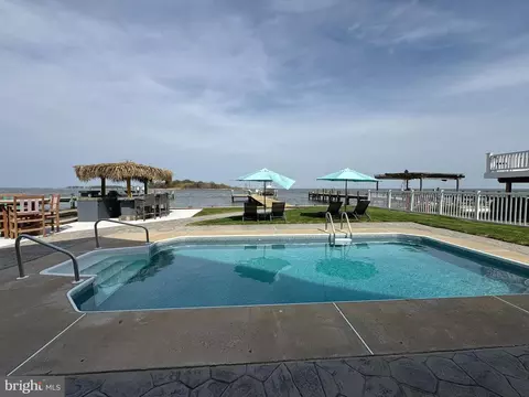 Exterior - 9110 Chesapeake Ave, Sparrows Point, MD 21219 photo 16 of 18
