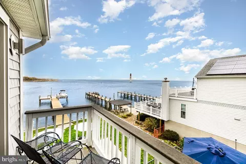 View/Area - 9110 Chesapeake Ave, Sparrows Point, MD 21219 photo 7 of 10