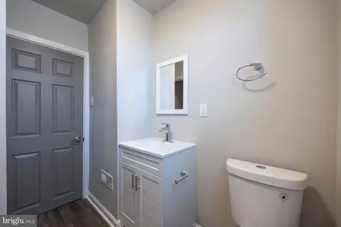 Entry Way - 7508 Brightside Ave, Rosedale, MD 21237 photo 5 of 8