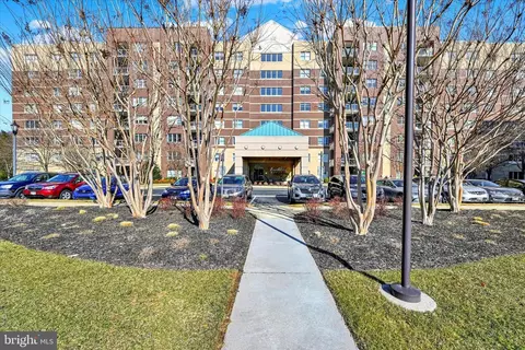 12246 Roundwood Rd #501, Lutherville Timonium, MD 21093
