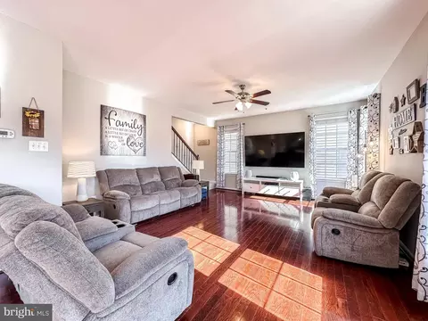 10503 Braddock Run Rd, Baltimore, MD 21220 photo 2