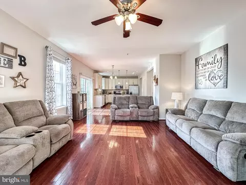 10503 Braddock Run Rd, Baltimore, MD 21220 photo 3