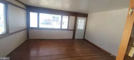 52 Left Wing Dr, Middle River, MD 21220