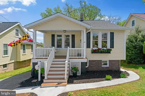 45 Edmondson Ridge Rd, Catonsville, MD 21228