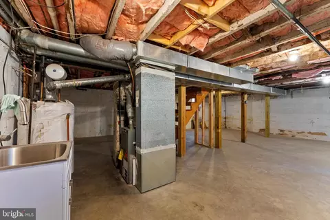 Other - 633 N Bend Rd, Baltimore, MD 21229 photo 8 of 9