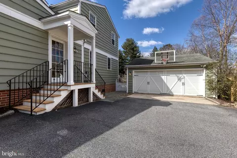 6412 Pratt Ave, Baltimore, MD 21212 photo 3