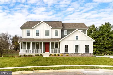 902 Honeyflower Dr, Reisterstown, MD 21136