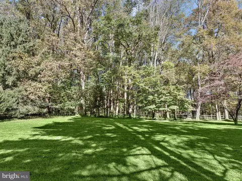 Exterior - 13719 Killarney Ct, Phoenix, MD 21131 photo 15 of 20