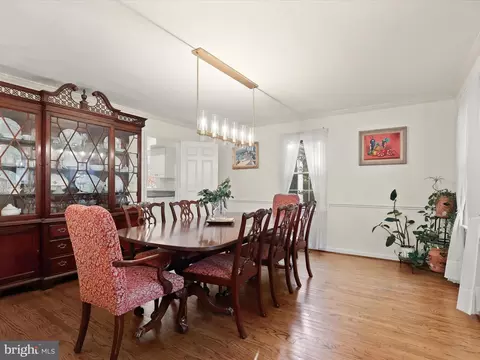 Dining - 13719 Killarney Ct, Phoenix, MD 21131 photo 4 of 4