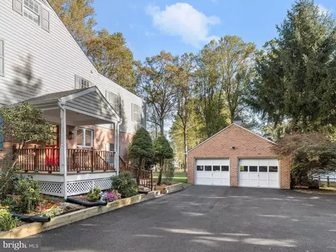 Exterior - 13719 Killarney Ct, Phoenix, MD 21131 photo 10 of 20