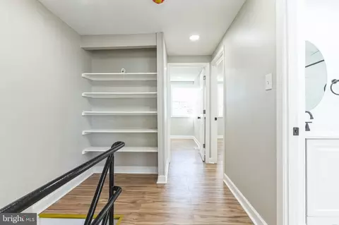 Entry Way - 815 5th Ave, Baltimore, MD 21227 photo 2 of 4