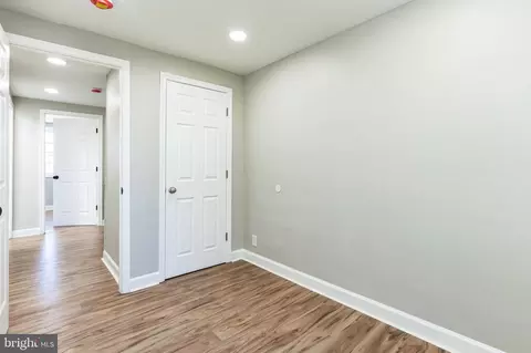 Entry Way - 815 5th Ave, Baltimore, MD 21227 photo 4 of 4