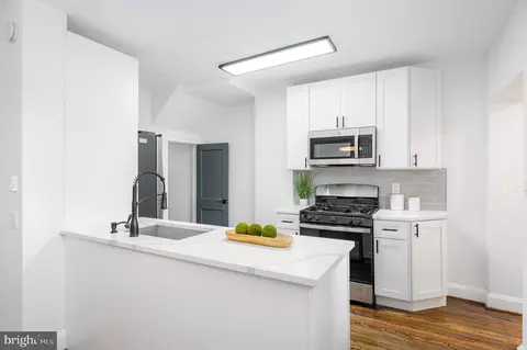 Kitchen - 83 Willow Spg, Dundalk, MD 21222 photo 1 of 3